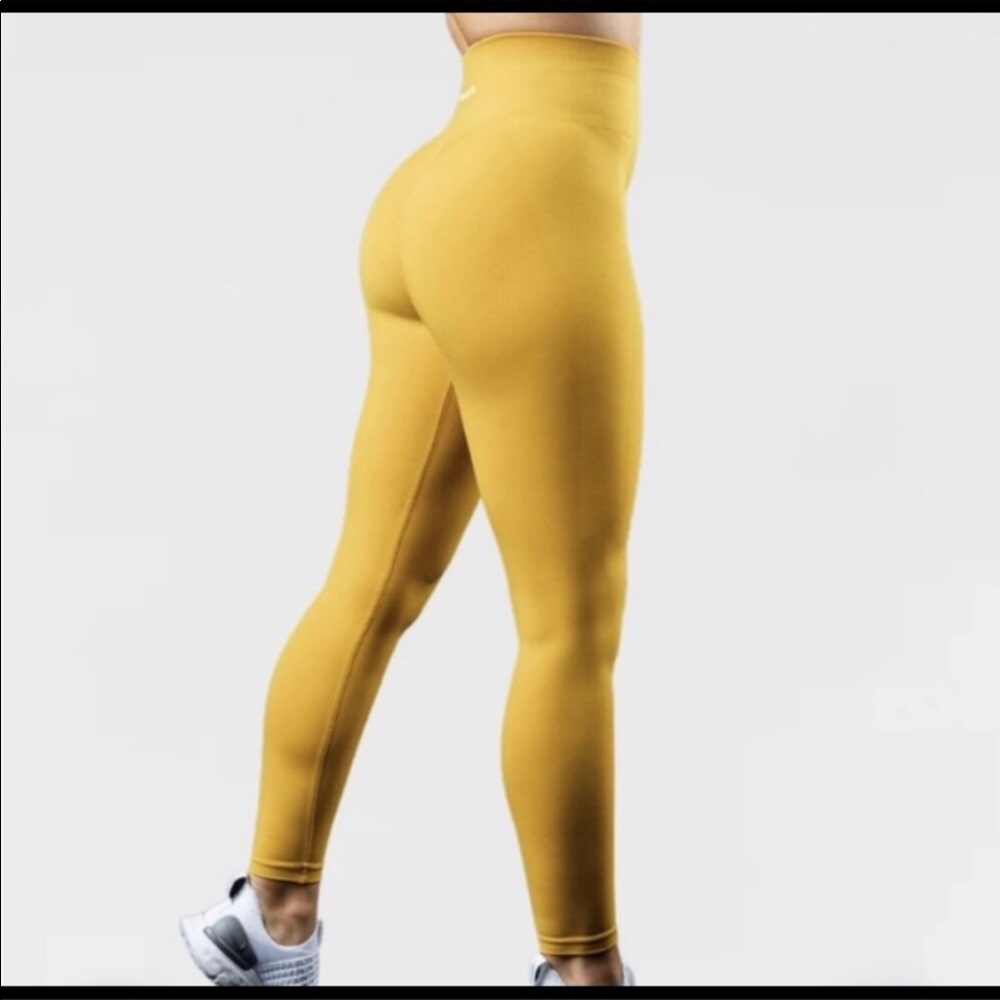 Alphalete Amplify Leggings Golden Hour